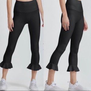 BEYOND YOGA Frill Seeker High-Waist Midi Leggings w/ Flounce Hem sz XS